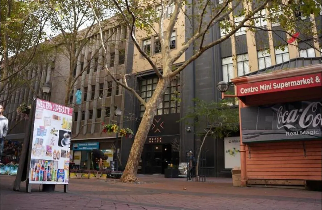 Spacious High-End Modern Loft In The City Centre Cape Town, Western Cape Listed