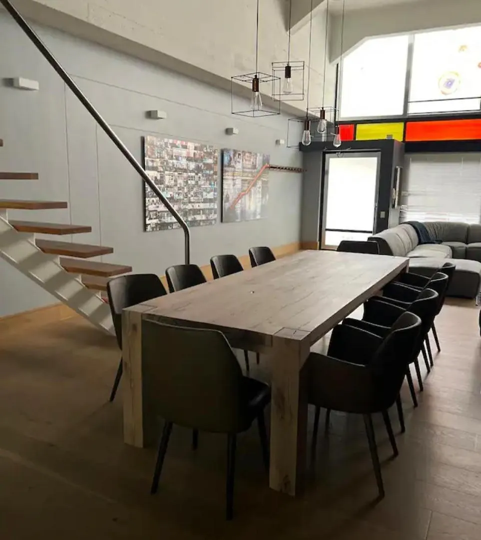 Spacious High-End Modern Loft In The City Centre Cape Town, Western Cape Listed